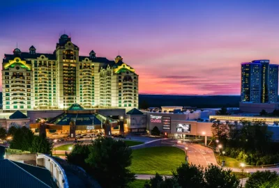 Foxwoods Resort Casino: Один из крупнейших курортных комплексов США